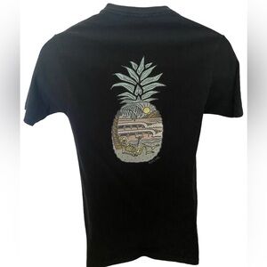 RIP CURL Surf Pineapple Standard Fit Tee Shirt Men S Small
